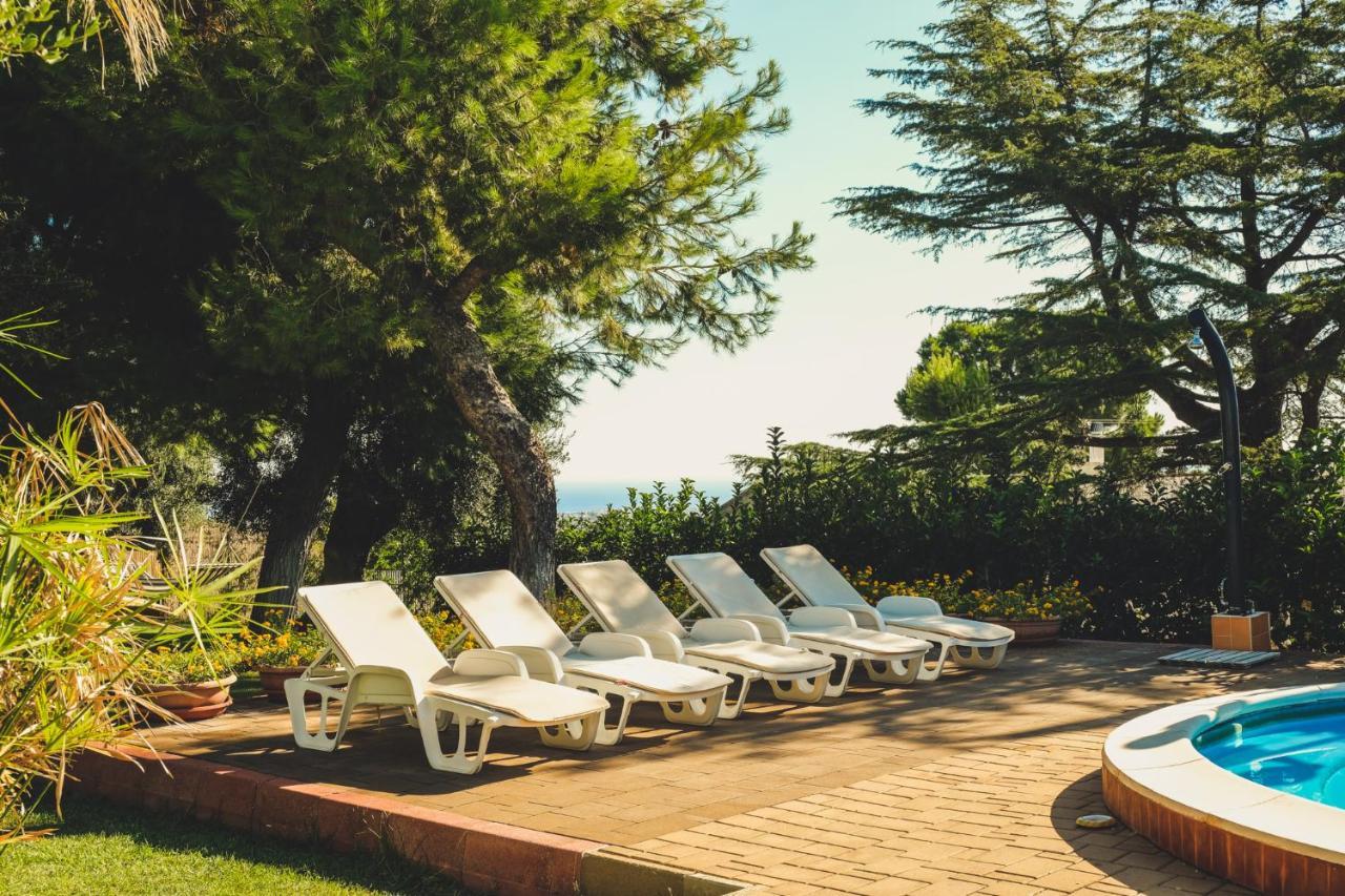 Villa Due Torri Cozzana Dış mekan fotoğraf